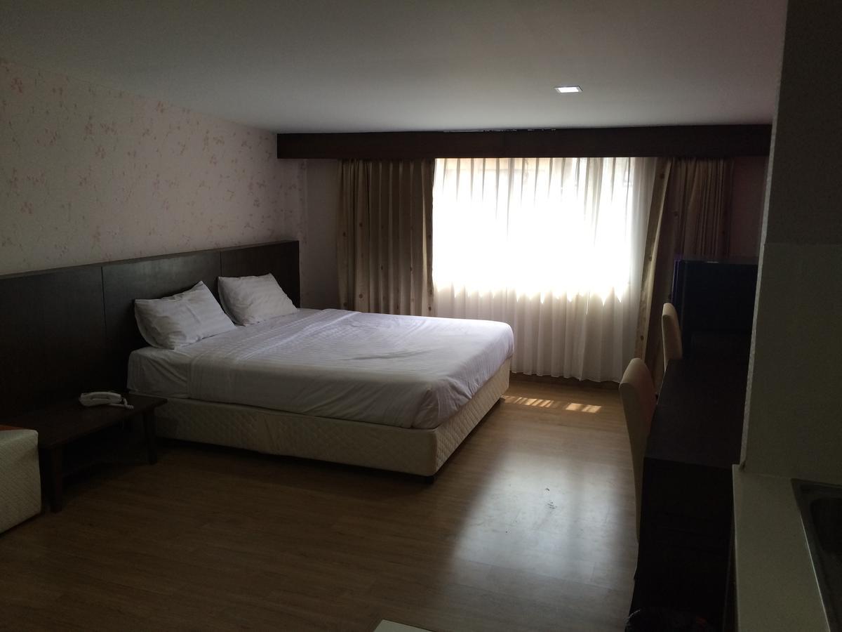 Iraqi Hotel Makkasan Bagian luar foto
