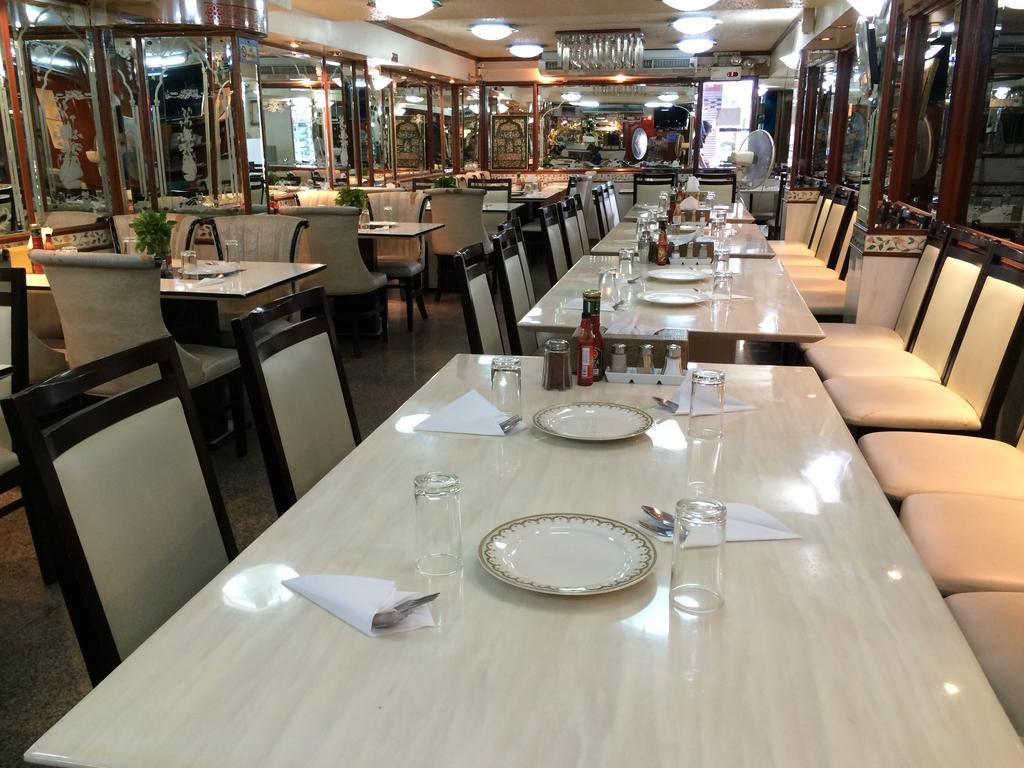 Iraqi Hotel Makkasan Bagian luar foto